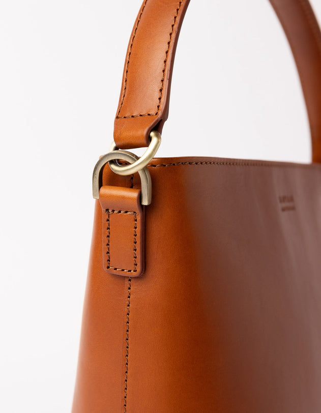 Bobbi Bucket Bag Maxi Classic Leather Cognac