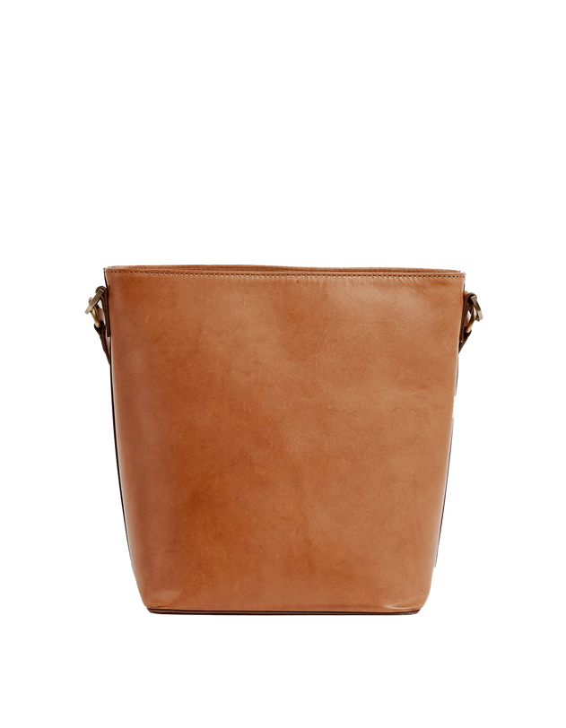 Bobbi Bucket Bag Maxi Classic Leather Cognac