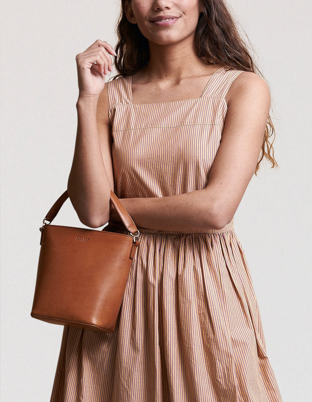 Bobbi Midi Bucket tas Cognac, Classic leer
