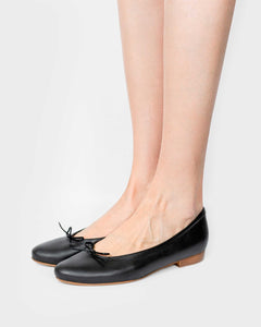 Audrey Grape Leather Ballerinas Black