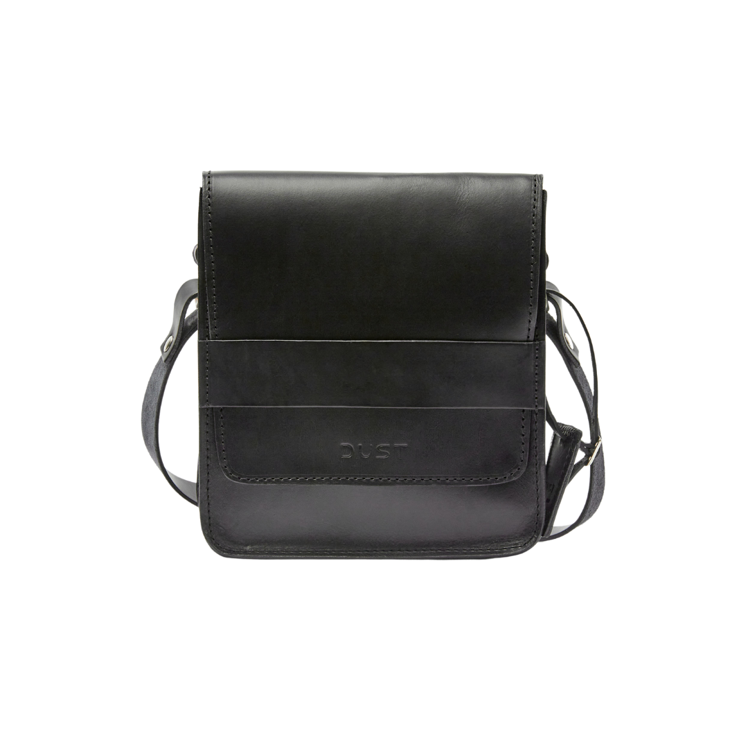 Leather Messenger Mod 114 Black