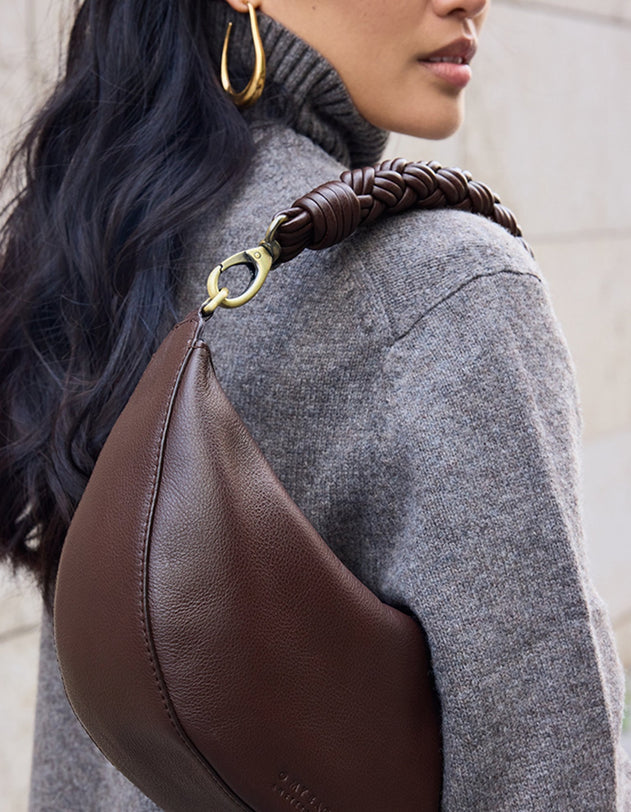 Leo Twisted Handle Tas Chocoladebruin