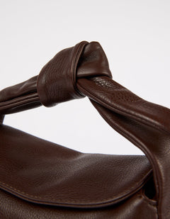Coco Croissant Tas Chocoladebruin, Soft Grain leer