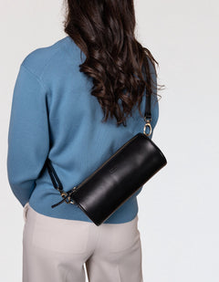 Izzy Tas Zwart