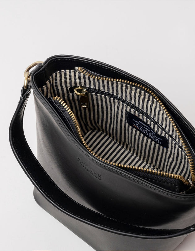 Bobbi Midi Bucket tas Zwart
