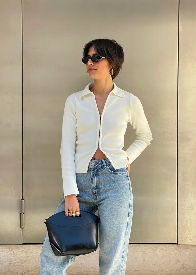 The Billie Jeans Medium Light Blue