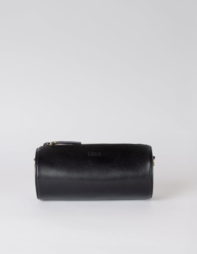 Izzy Tas Zwart