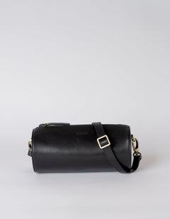 Izzy Tas Zwart