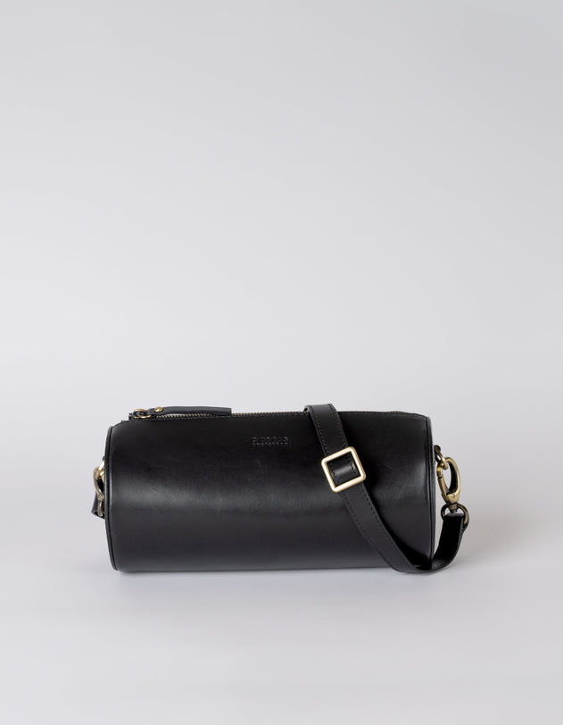 Izzy Tas Zwart