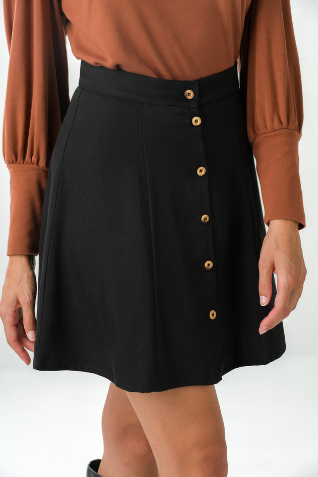 Parrotia Button-up Skirt Black