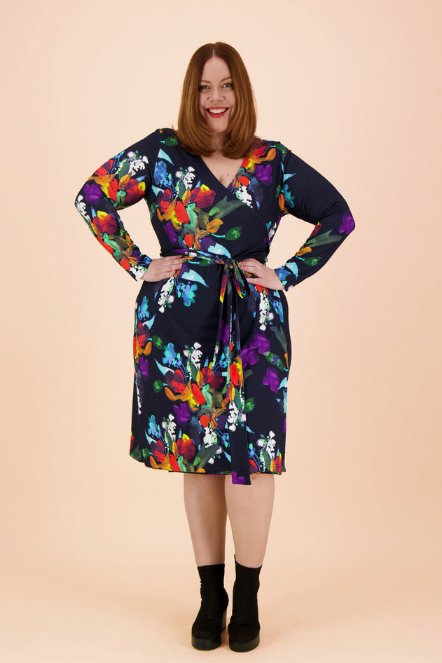 Soft Wrap Dress Black Bouquet