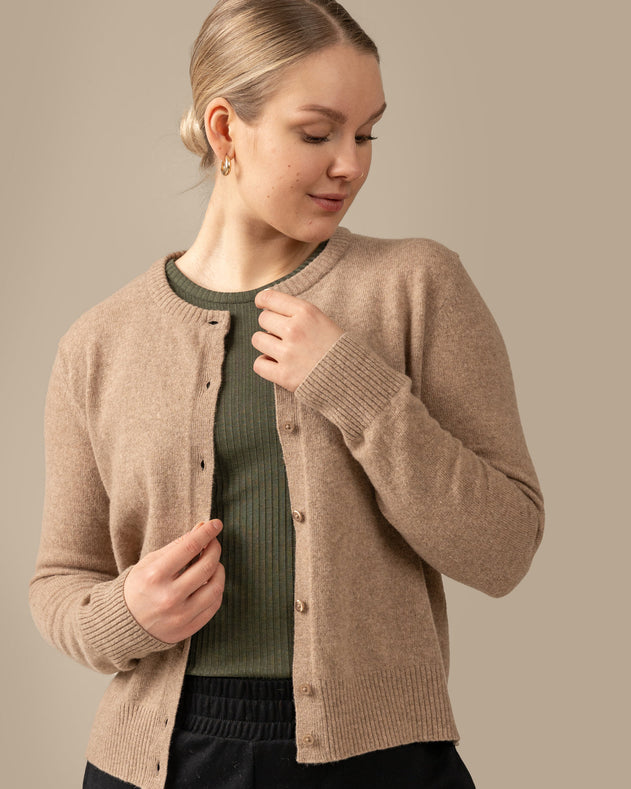 Kuura Cardigan Beige