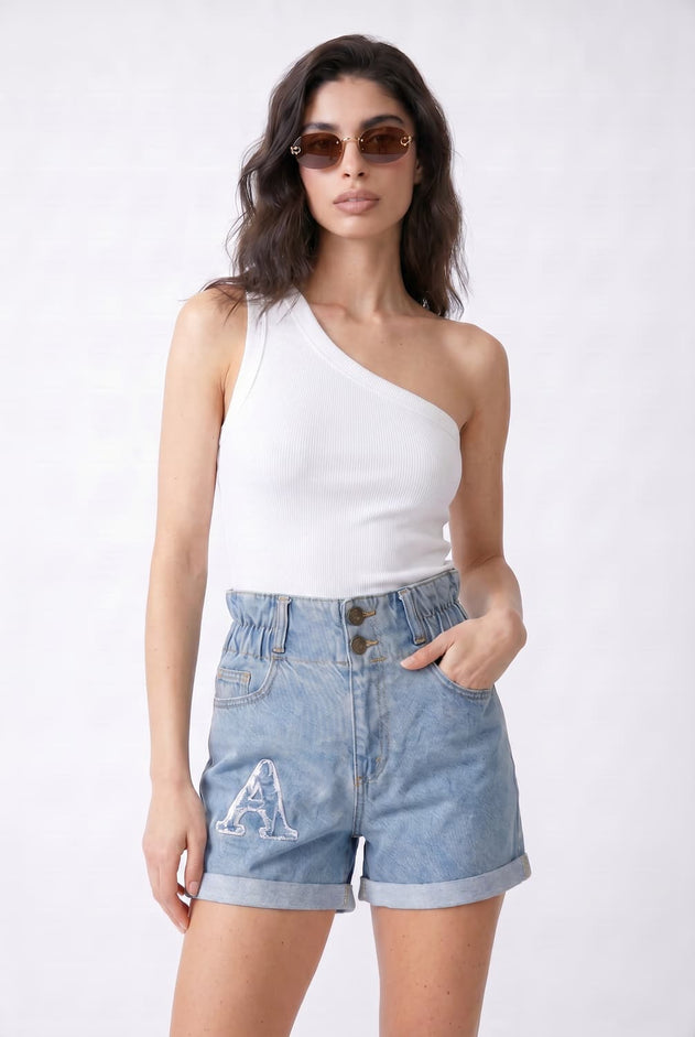magnific__critical-absolute-identity-outfit-lighting-and-sce__68266.jpg?v=1781686827