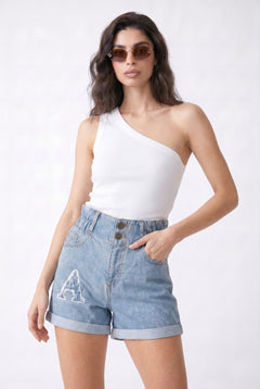 magnific__critical-absolute-identity-outfit-lighting-and-sce__68269.jpg?v=1781687048