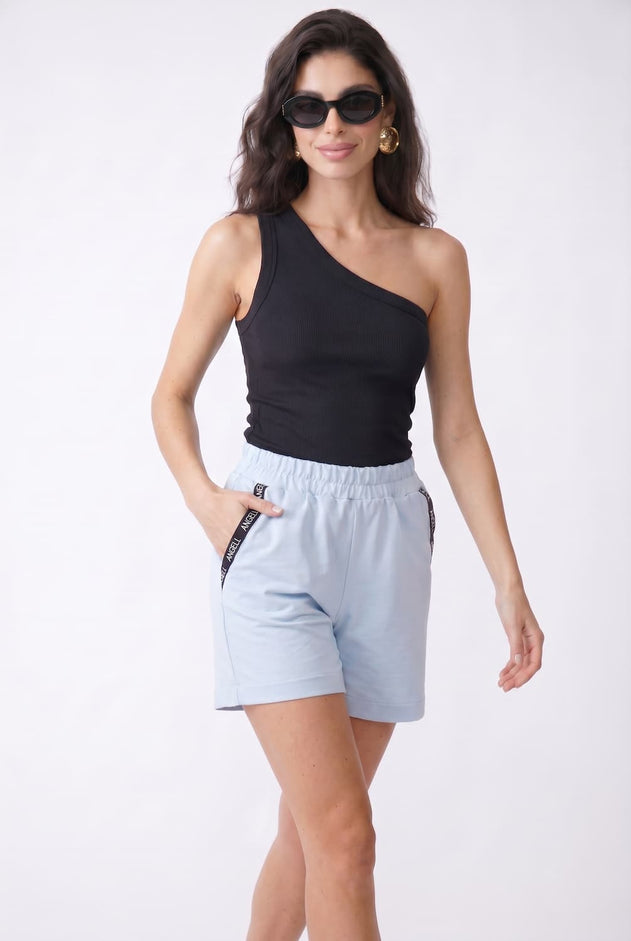 magnific__critical-absolute-model-styling-lighting-and-produ__42084.jpg?v=1781774623