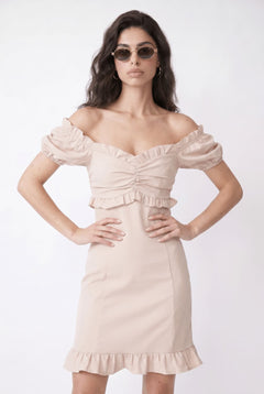 magnific__ppultra-strict-model-identity-styling-lighting-qua__54672.jpg?v=1779095153