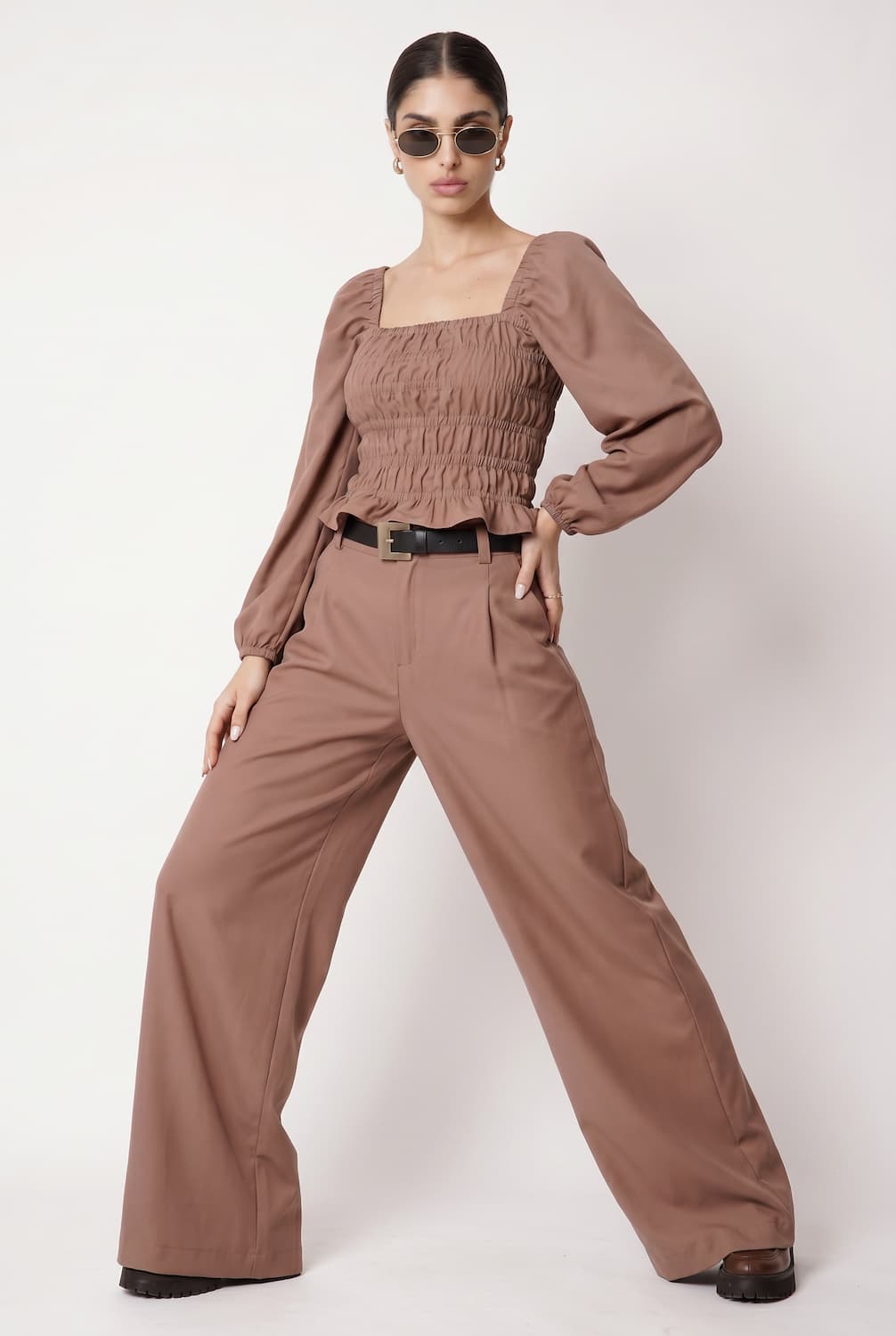 magnific__ultra-strict-highfashion-full-body-pose-generation__96118.jpg?v=1779713401