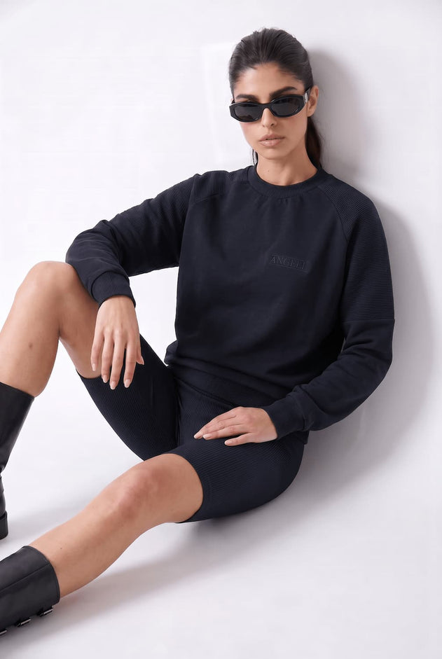 magnific__ultra-strict-model-face-body-lighting-styling-lock__35073.jpg?v=1779454189