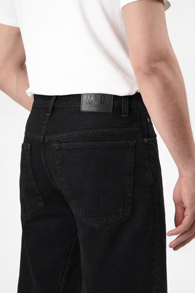 men-sustainable-jeans-ben-mid-baggy-black-vintage-detail-summer.png?v=1769608039