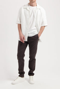 men-sustainable-jeans-scott-mid-tapered-charcoal-full-body-front-summer-2_ec578ed6-1b5d-4c5a-8ce1-8e28faa8abd7.jpg?v=1764680248