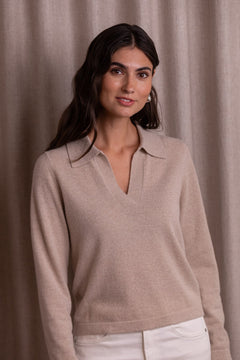 pitkahihainen_kauluksellinen_kashmirneule_silea_latte.jpg?v=1769169672