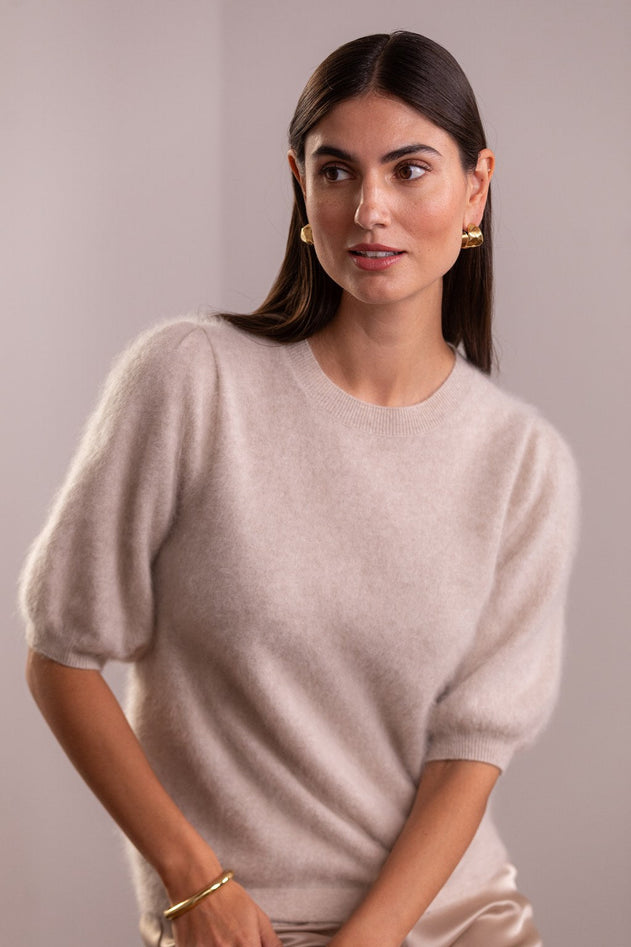 puhvihihallinen_neule_kashmir_latte.jpg?v=1769169897