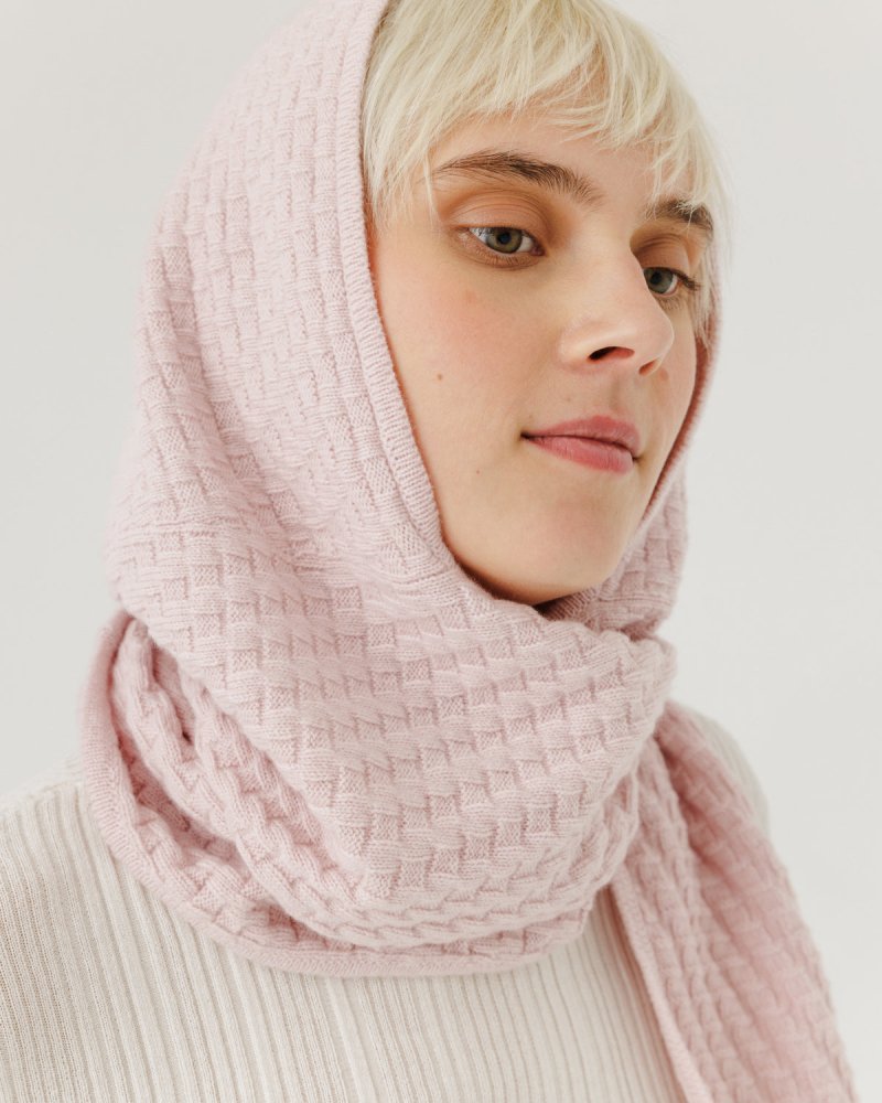 radvilaite-rose-melange-cashmere-headpiece-8958014.jpg?v=1764161337