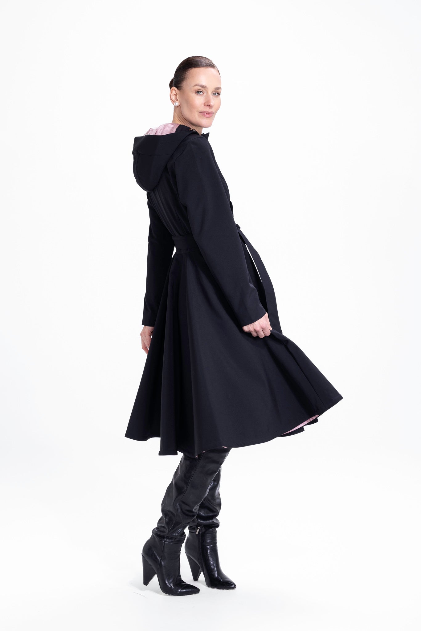 rainsisters-coat-midnight-black-waterproof-black-side.jpg?v=1779054807