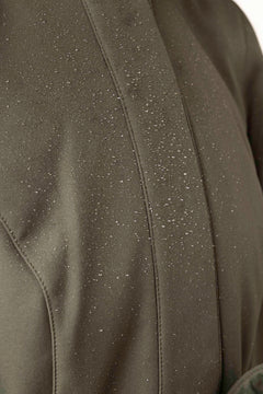 rainsisters-coat-moss-green-waterproof-green-close-up.jpg?v=1779055698