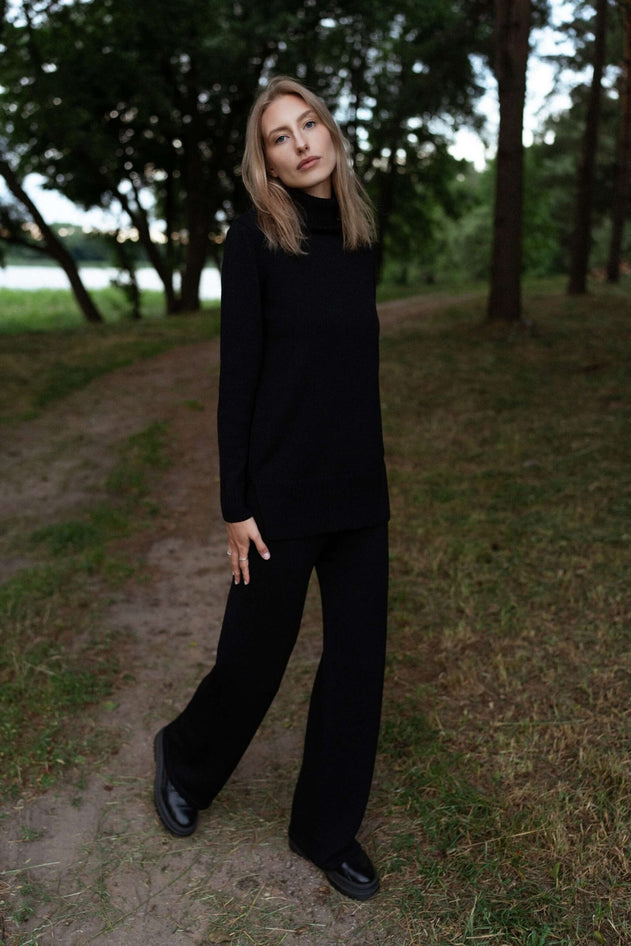 Knitted Merino Wool Pants & Sweater Set Black