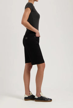 Suzy Mid Denim Short BlackDip