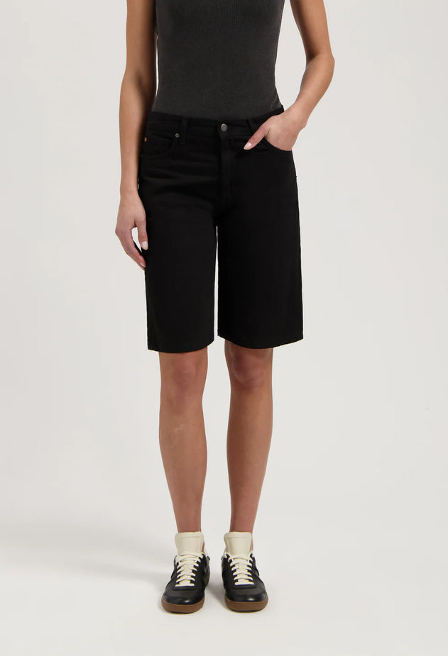 Suzy Mid Denim Short BlackDip