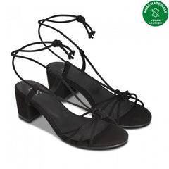 Holly Zwart Vegan Hak Cross Sandalen