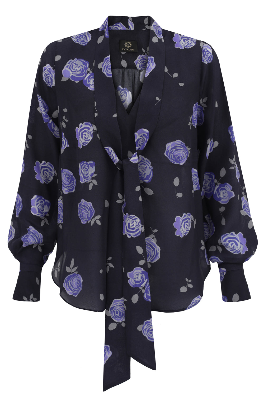 Zijdeblouse met een sjerp roos