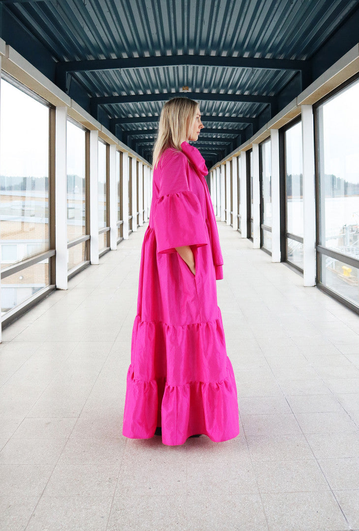 Lush Evening Dress With Bow Collar Pink