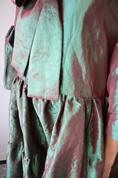 Weelderige jurk met strikkraag Groen/Wijn