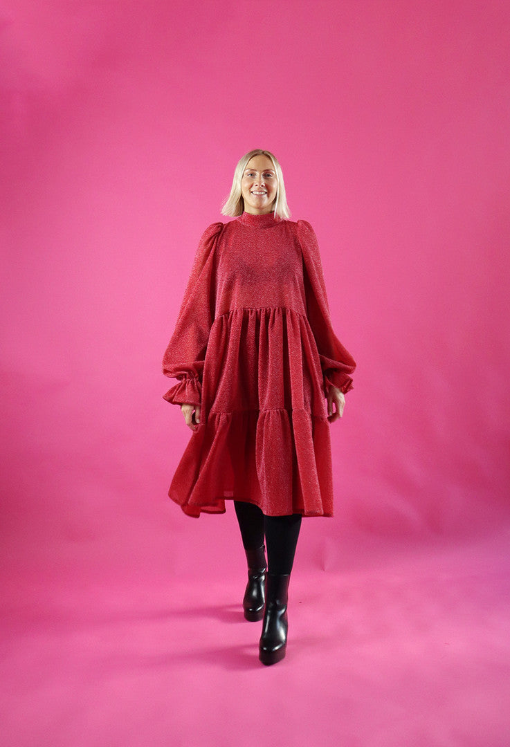 Dishy Dress With Bow Collar Glitter Red