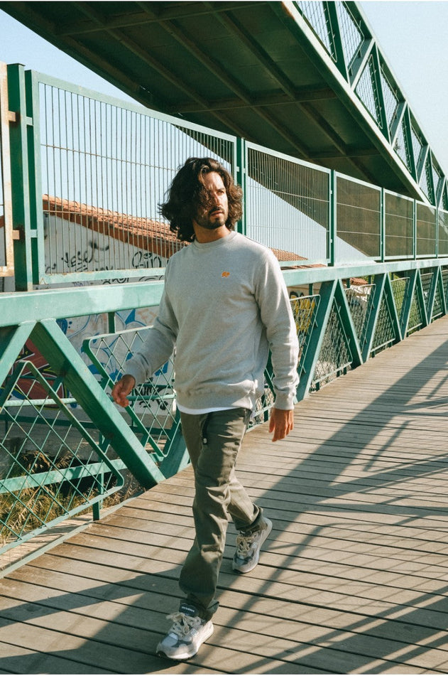 Organic Essential Sweater Heather Gray