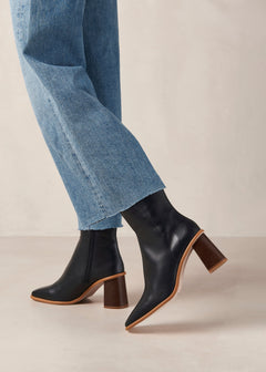West Vintage Boots Black