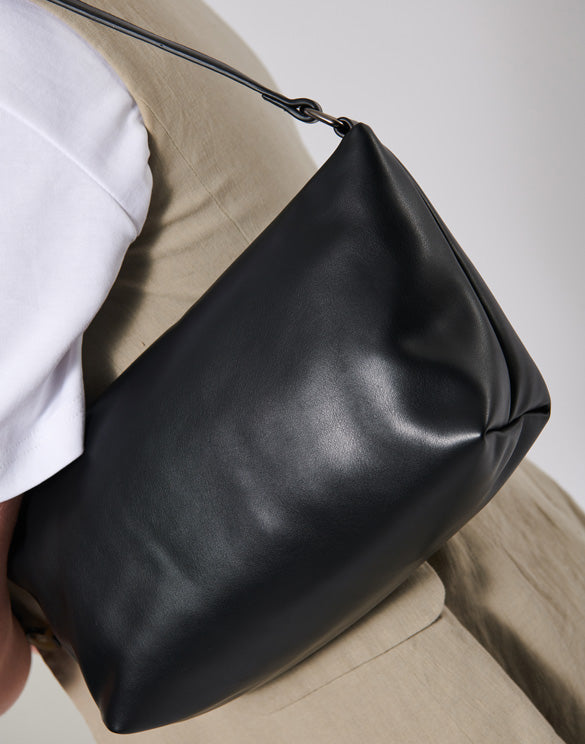 Gil Soft Structure Black