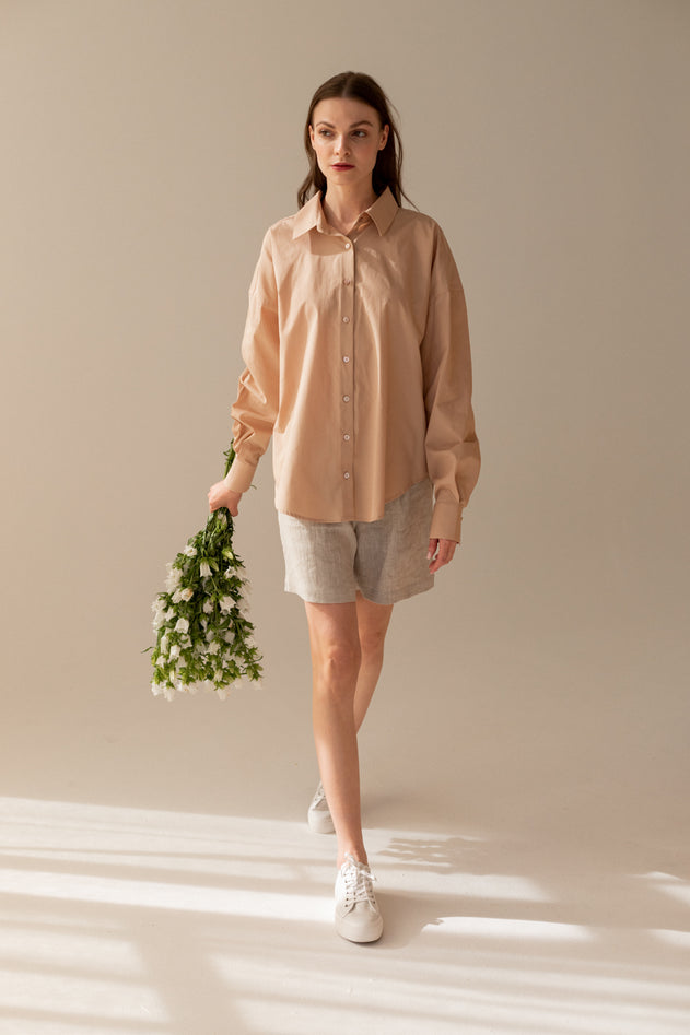 Klassiek oversize shirt beige