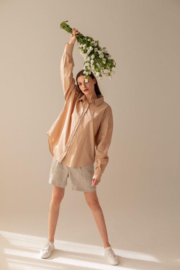 Klassiek oversize shirt beige