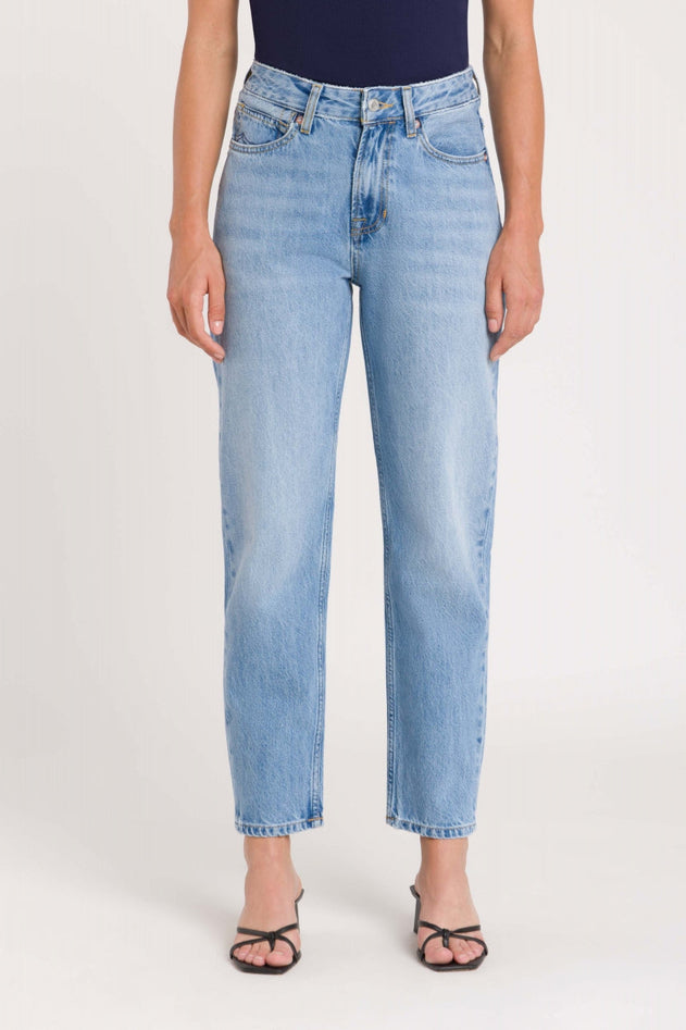 Caroline Cropped Jeans  Blue Reef Super Light