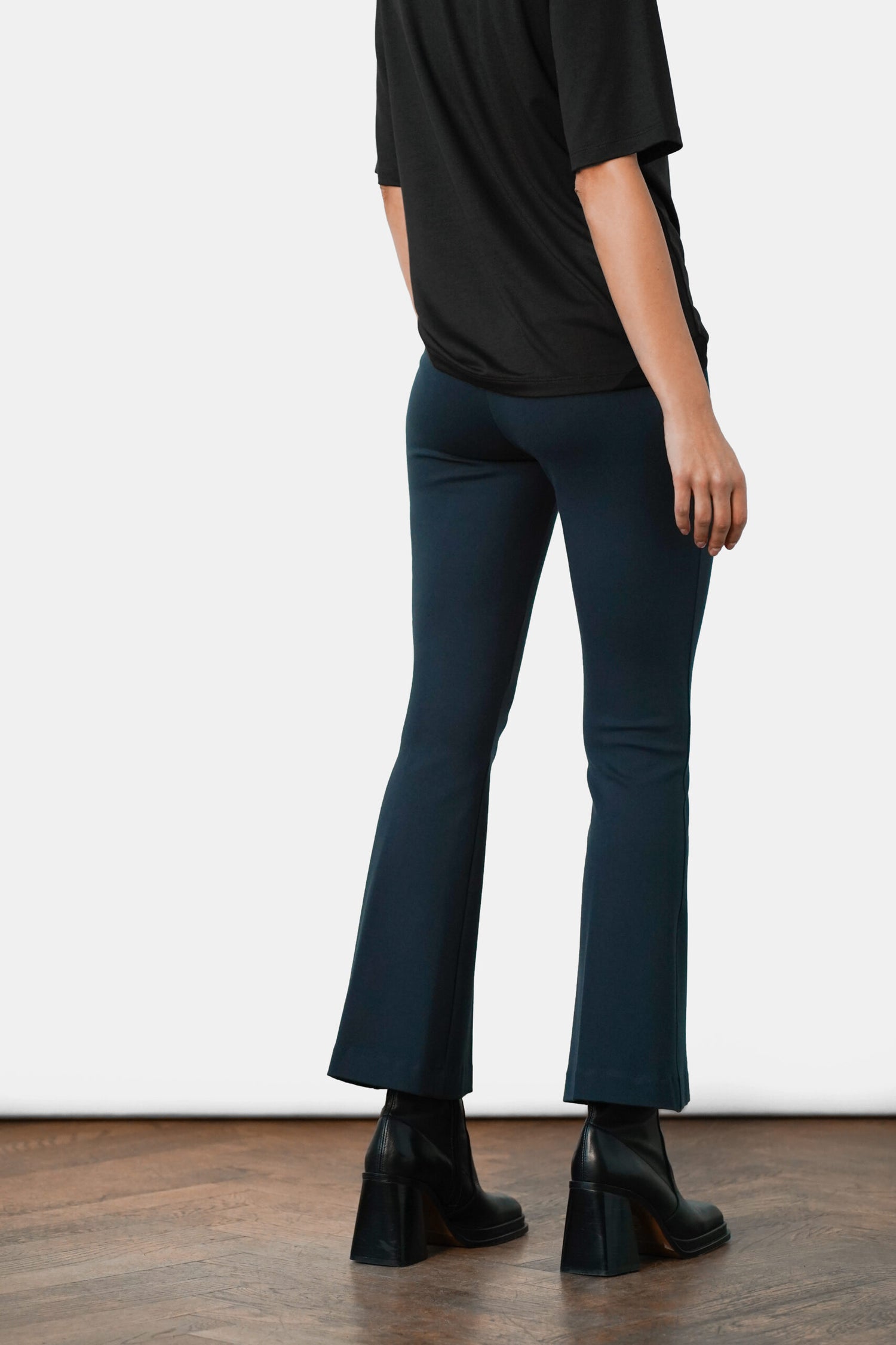 Lana Flare Pants Marine