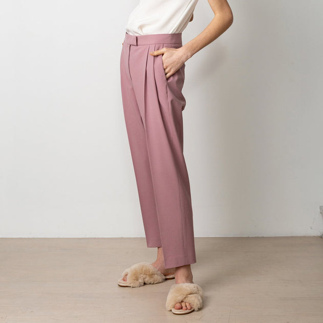 Cropped Pleated Wool Trouser Pink