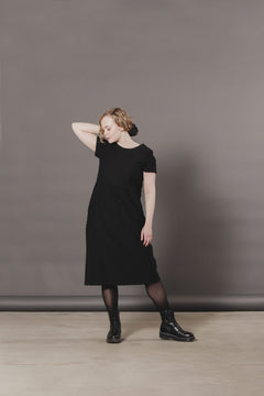 Larissa jurk zwarte stip