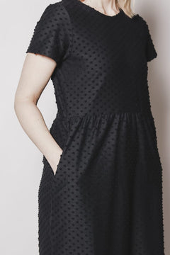 Larissa jurk zwarte stip