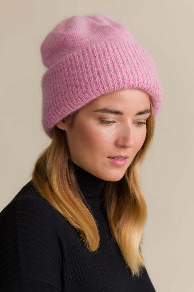 Emmi Mohair Beanie Pink