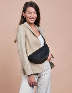 Laura -tas