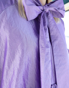 Weelderige jurk met strikkraag Lavendel